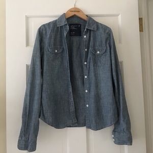 American Eagle button up